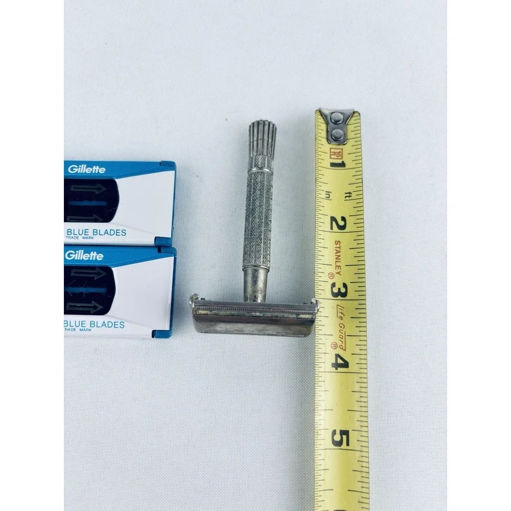 Vintage Gillette Super Speed Early 1947 Safety Razor‎ & Super Blue Blades